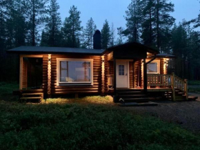Kaupinmaja, Ylläs, Äkäslompolo - Log Cabin with Lake and Fell Scenery